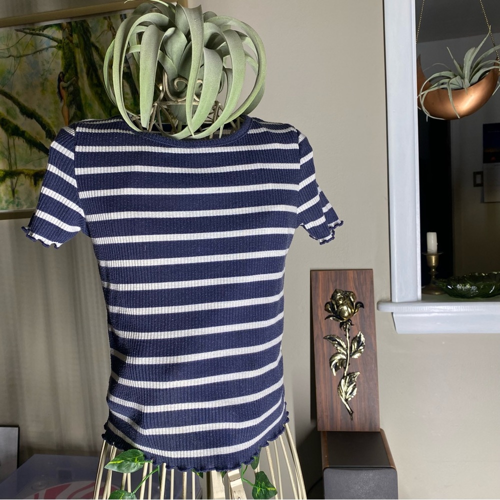 Old Navy Navy and White Striped Short Sleeve Tee Kids Girls Medium 7/8